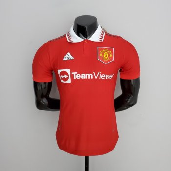 Versione del giocatore maglia Manchester United prima 2023