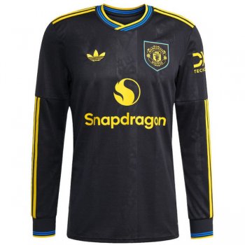 terza maglia Manchester United manica lunga 2026